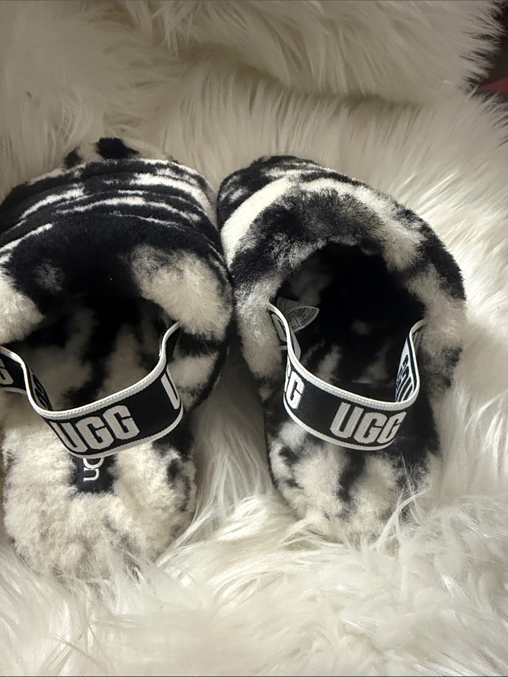 UGG Black & White Tie-Dye Fluff Slides with Logo Strap
